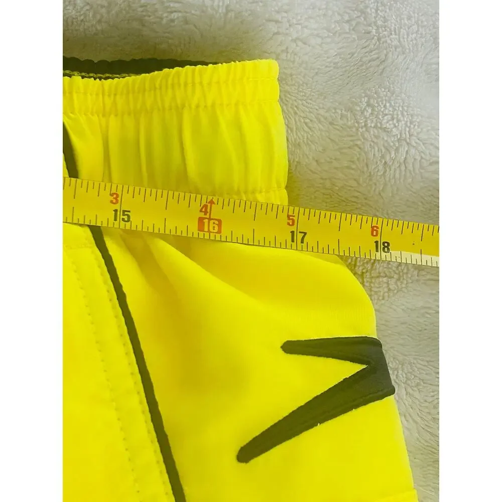 Speedo swim trunks in Men’s large